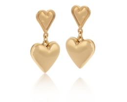Kolczyki pękate złote serduszka, wiszące na mniejszych serduszkach AURI