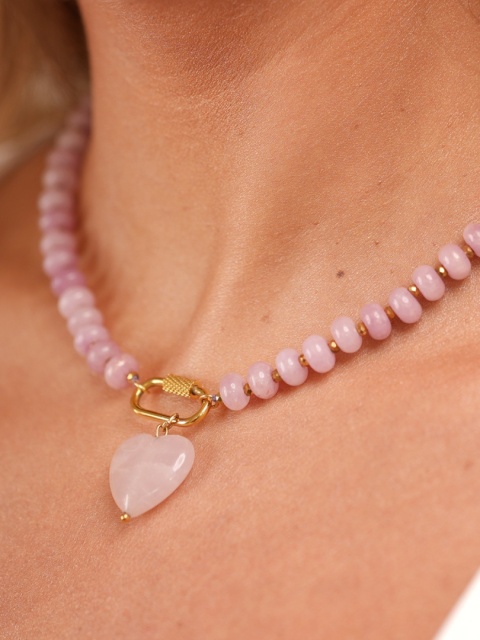 naszyjnik z sercem z kwarcu różowego